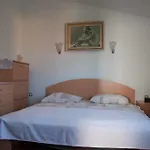 Sara Appartement Pomer