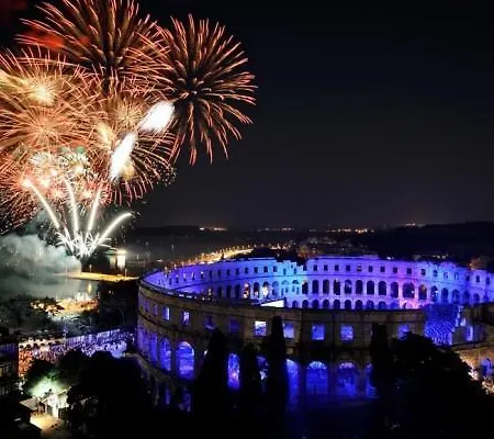 Apartament Sara Pomer