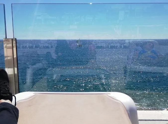 Sara *