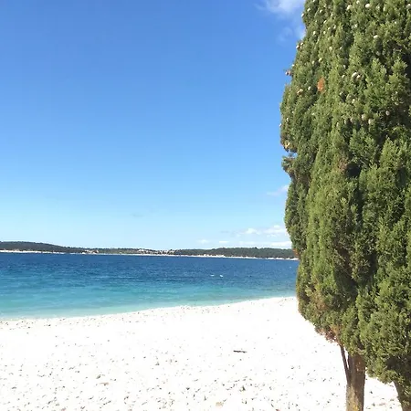 Апартаменты Sara Помер